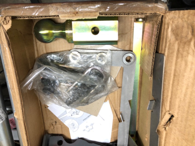 Photo 1 of ***Parts Only***B&W Trailer Hitches Turnoverball Gooseneck Hitch - GNRK1314 - Compatible with 2013-2018 Ram 3500 Trucks