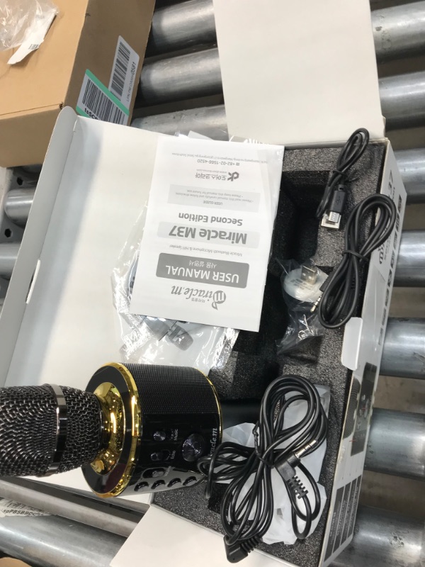 Photo 2 of M37 - Bluetooth Karaoke Microphone Wireless - Bluetooth Microphone Wireless - Wireless Microphone Karaoke - Microphone for Kids - Carpool car Karaoke Microphones with Speaker - Karaoke mic
