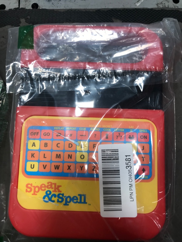 Photo 2 of Basic Fun Speak & Spell Electronic Game