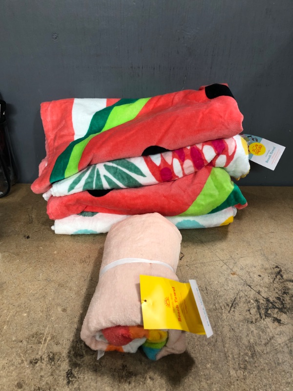 Photo 1 of 5 KIDS TOWEL BUNDLE