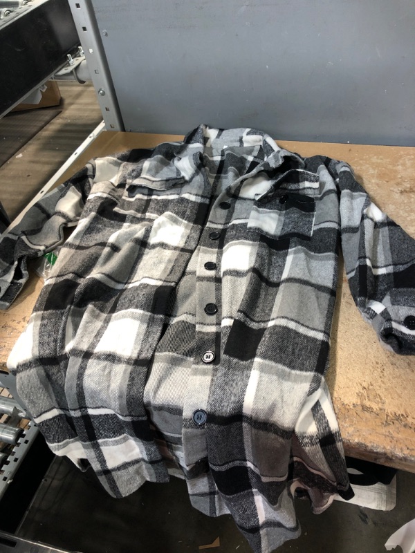 Photo 2 of *NOT exact stock photo, use for reference*
Plaid Long Woolen Coat, L
