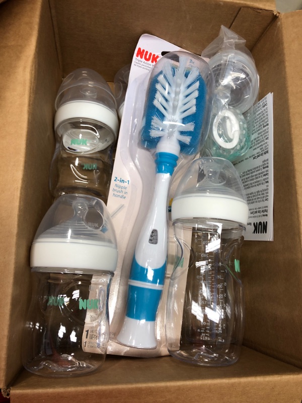 Photo 2 of **NEW** NUK Simply Natural Baby Bottle Newborn Gift Set, Timeless Collection, Amazon Exclusive Clear/Green Large Gift Set