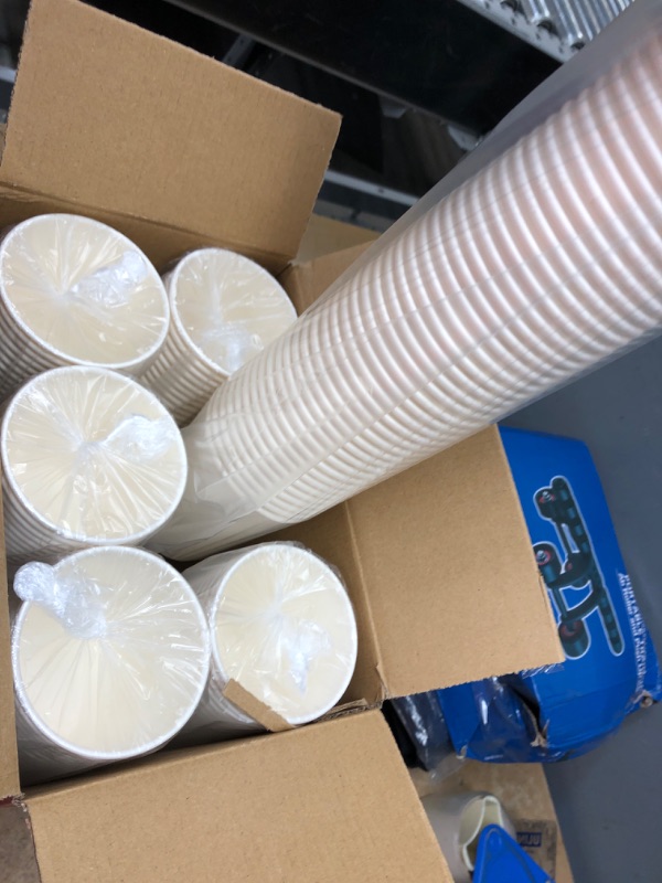 Photo 2 of **NEW**  [300 Pack]8 oz Paper Cups,White Disposable Coffee Cups,Hot/Cold Beverage Drinking Cups for Water, Juice White 8 oz