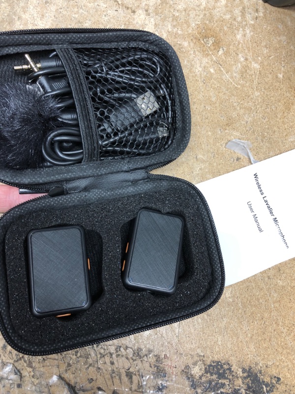 Photo 2 of **NEW**  Wireless Lavalier Microphone, 2.4GHz Wireless Microphones Noise Cancelling with Rechargeable Transmitter and Receiver for iPhone/DSLR Camera/Smartphones/Vlog/Video/Recording/TikTok/Youtube/Facebook