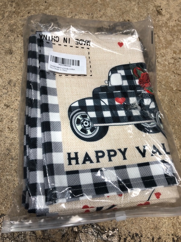 Photo 2 of **NEW**   Queenker Valentine's Day Table Runner,Happy Valentine's Day Buffalo Plaid Truck with Love Heart,Dining Table Runners for Living Room,Party Winter Holiday Decoration,13x90 Inch 13x90in=33x229cm Buffalo Plaid