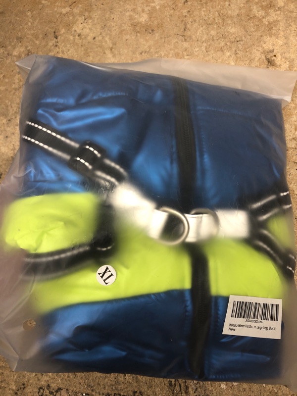 Photo 1 of **NEW**  Dog Winter Coat Dog Jacket for Small Medium Dogs Cold Weather Coats Dog Snowsuit with D-Rings and Dog Leash Reflective Dog Cat Clothes Vest Waterproof Windproof Warm Pet Dog Puffer Jacket Blue XL X-Large Blue
