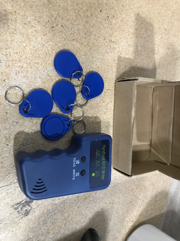 Photo 2 of HERNAS 125KHz RFID Programmer, Upgraded Handheld RFID Reader Writer Duplicator Copier, with 10pcs Rewritable Keychains, EM4100 EM4305 T5577 AWID Supported