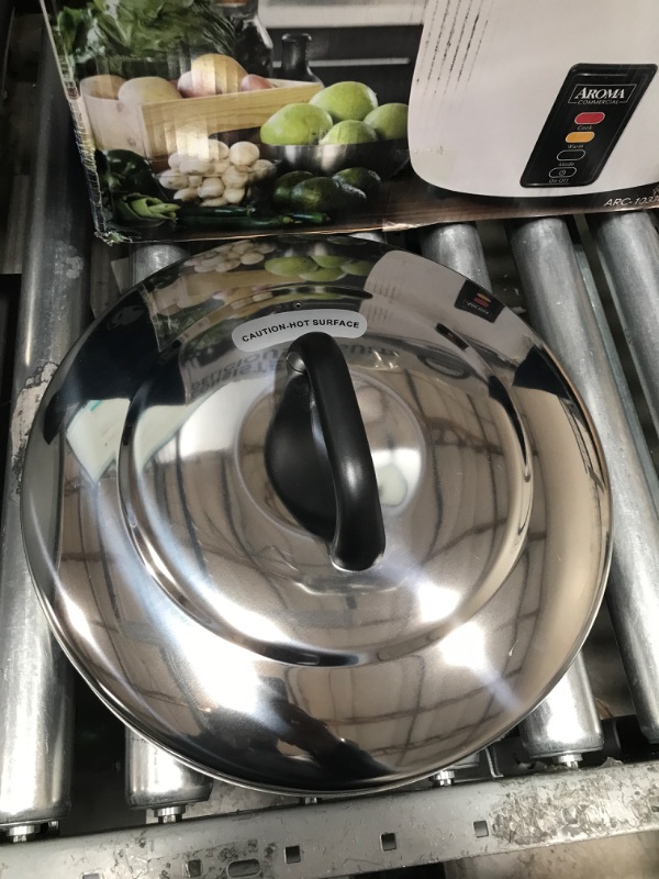 View 5 of Aroma Housewares 60-Cup (Cooked) (30-Cup UNCOOKED) Commercial Rice Cooker (ARC-1033E) 30-Cup Rice Cooker