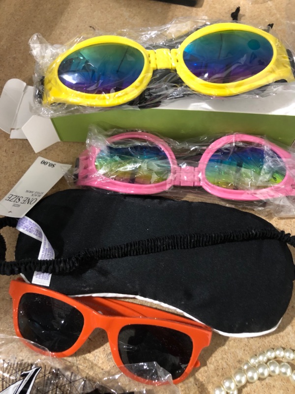 Photo 1 of Accessory bundle
Sunglasses 
Wallets 
Jewelry 