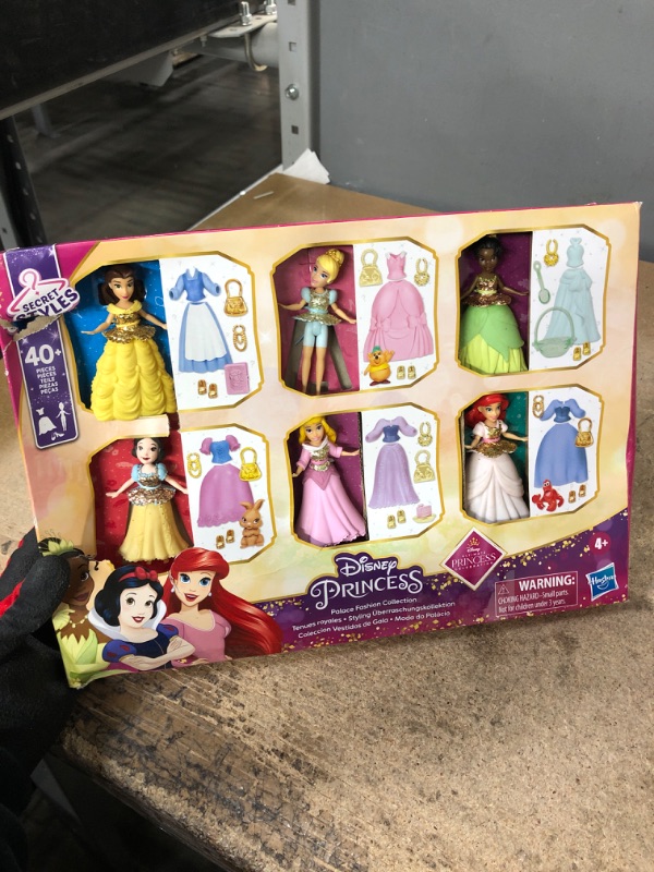 Photo 2 of Disney Princess Secret Styles Palace Fashion Collection (Target Exclusive)