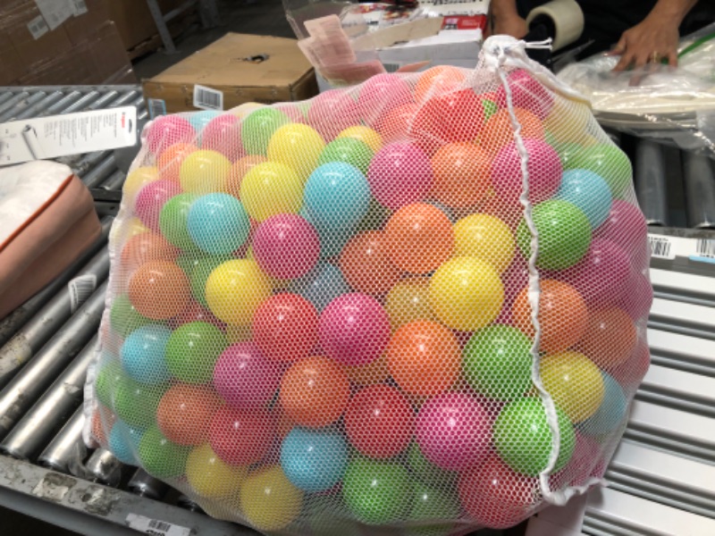 Photo 1 of BalanceFrom 23Inch Phthalate Free BPA Free NonToxic crush Proof Play Balls Pit Balls 6 Bright col