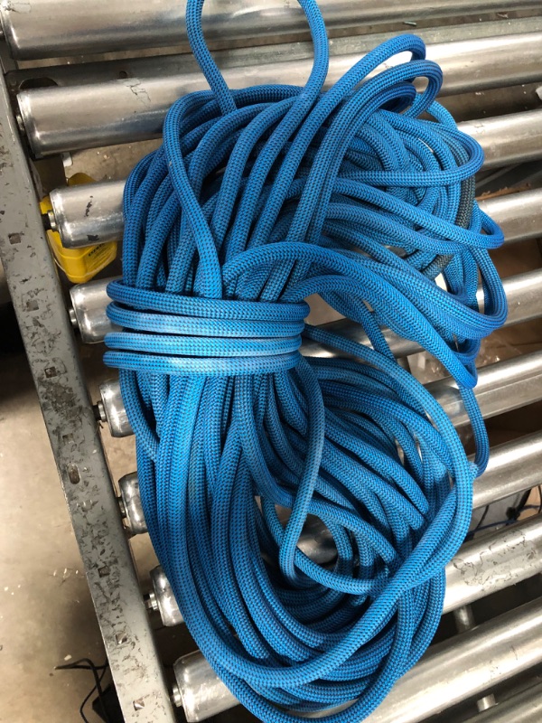 Photo 1 of Black Diamond 9.9mm Dynamic Climbing Rope Dual Blue 70m