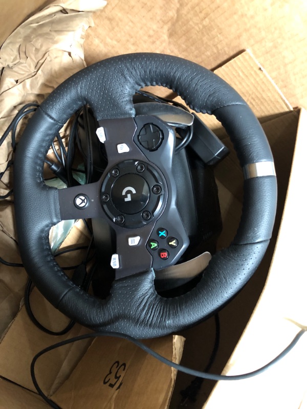 Photo 3 of logitech G920 Dual-motor Feedback Driving Force USB Racing Wheel with Responsive Pedals for Xbox One (Renewed)