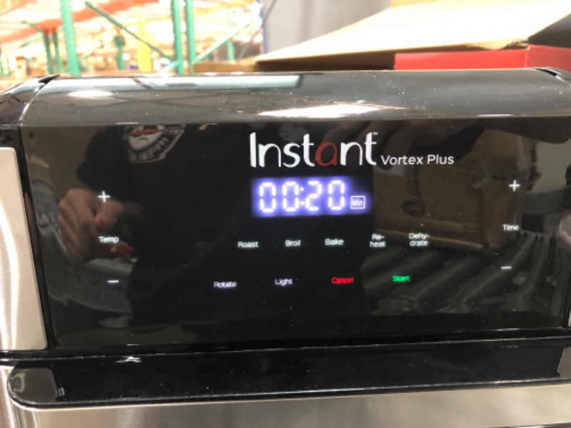 Photo 1 of ***TESTED/ TURNS ON** Instant Vortex Plus 10qt 7-in-1 Air Fryer Toaster Oven Combo - Black