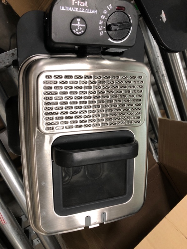 Photo 3 of ***TESTED/ TURNS ON*** T-Fal Ultimate EZ Clean Stainless Steel Deep Fryer with Basket 3.5 Liter Oil and 2.6 Pound Food Capacity 1700 Watts Easy Clean, Temp Control, Digital Timer, Oil Filtration, Dishwasher Safe Parts
