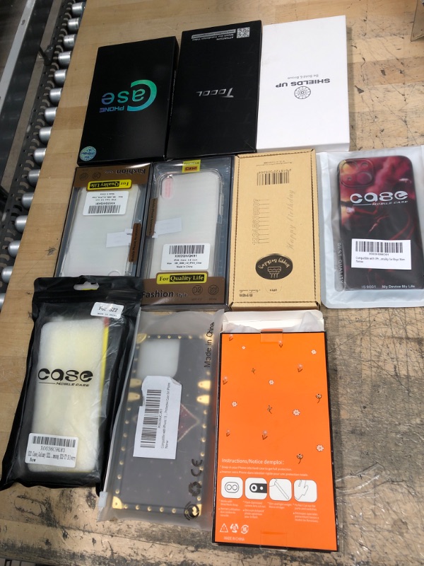 Photo 1 of BUNDLE OF ASSORTED PHONE ACCESSORIES  ( ASSORTED MODELS , SIZES & COLORS  )( 10 ITEMS )