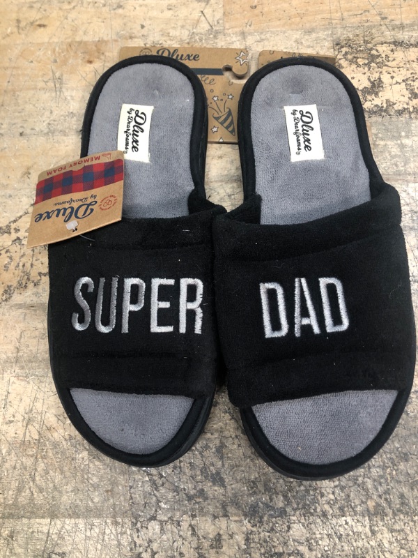 Photo 1 of Mens Deluxe By Dearfoams Super Dad Slippers Size Small 7-8