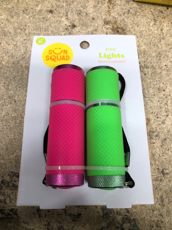 Photo 2 of (pack of 2) Kids' Flashlights 2pk Green Pink - Sun Squad™
