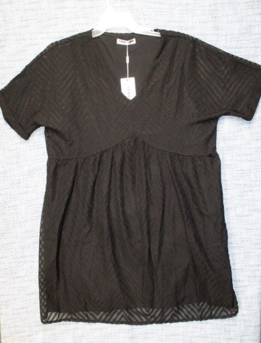 Photo 1 of Ecowish Women's Short Sleeve Lace Dress Lined Size XL
