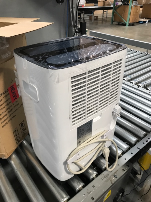 Photo 3 of 35-Pint Dehumidifier for Basement and Large Room - 2000 Sq. Ft. Quiet Dehumidifier for Medium to Large Capacity Room Home Bathroom Basements - Auto Continuous Drain Remove Moisture