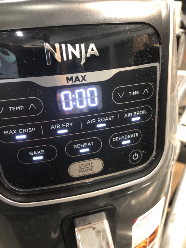 Photo 5 of ***Powers On***Ninja 5.5 qt. Grey XL Air Fryer Max (AF161)