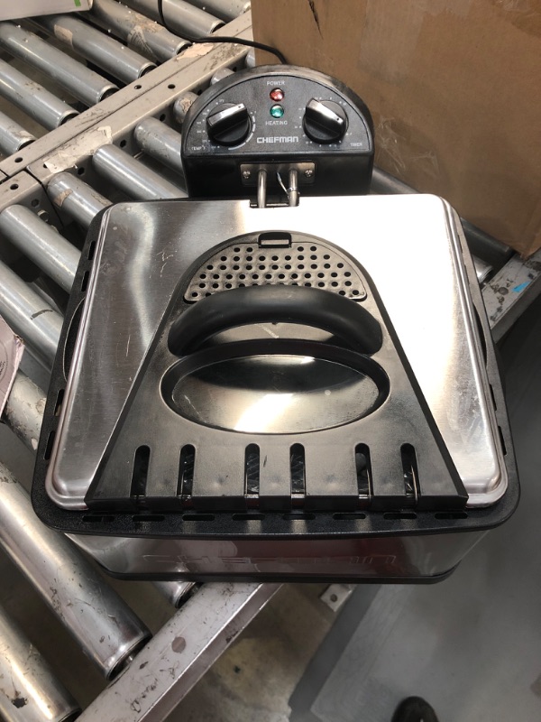 Photo 2 of *nonfunctional* Chefman 4.5 Liter Deep Fryer w/Basket Strainer, XL Jumbo Size, Adjustable Temperature & Timer, Perfect for Fried Chicken, Shrimp, French Fries, Chips & More, Removable Oil-Container, Stainless Steel