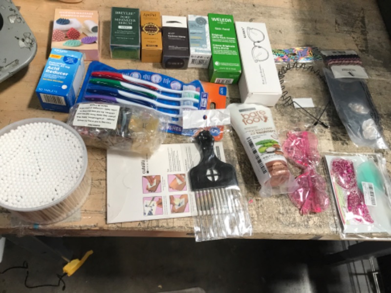 Photo 1 of 19 PIECE BEAUTY BUNDLE