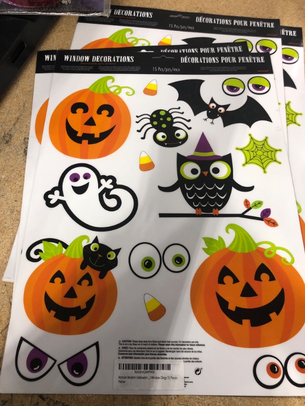 Photo 2 of (pack of 3) Amscan Modern Halloween Vinyl Window Clings 15 Pieces