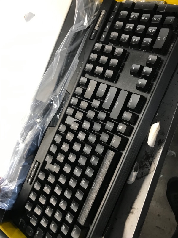 Photo 4 of Corsair K70 RGB MK.2 RAPIDFIRE Mechanical Gaming Keyboard