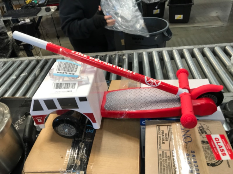 Photo 1 of 
Scooter for Kids Ages 3-5 - Extra Wide Deck & Foot Activated Brake, 3 Wheel Self Balancing Kids Toys for Boys & Girls
Color:FireTruck
