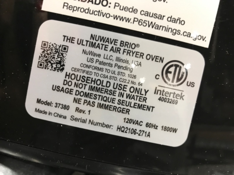 Photo 4 of ***TESTED/ TURNS ON*** Nuwave Brio 8-Qt Air Fryer, Powerful 1800W, Easy-to-Read Cool White Display, 50°-400°F Temp Controls, 100 Pre-Programmed Presets & 50 Memory Slots, Integrated Smart Thermometer, Linear T Technology