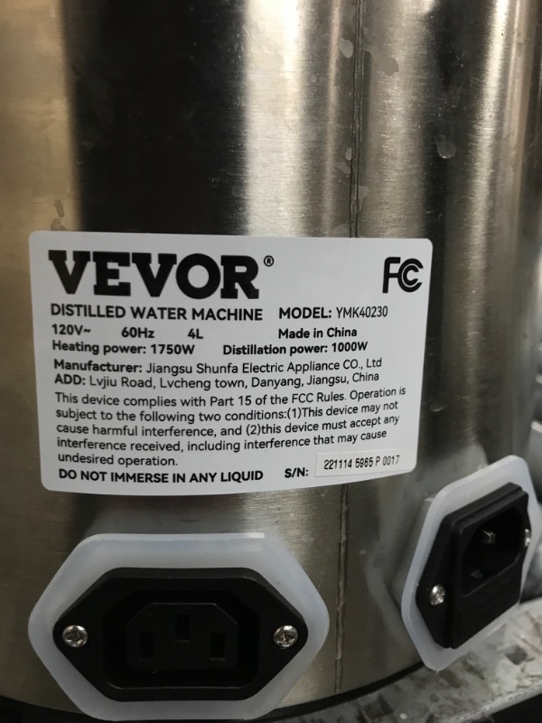 Photo 4 of VEVOR 1.1Gal Water Distiller, 0.3Gal/H, Distilled Water Maker Machine 750W 0-99H Timing Dual Temp Display, 304 Stainless Steel Countertop Distiller Glass Carafe Cleaning Powder 3 Carbon Packs, Silver Timing and Dual Temp Display