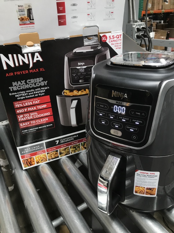 Photo 4 of Ninja AF161 Max XL Air Fryer that Cooks, Crisps, Roasts, Bakes, Reheats and Dehydrates, with 5.5 Quart Capacity, and a High Gloss Finish, Grey 5.5 Quarts