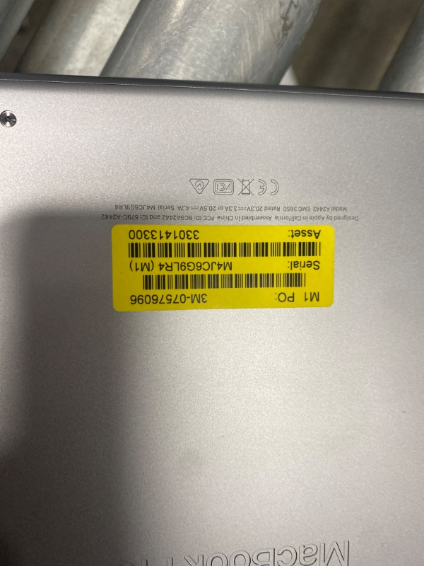 Photo 11 of Apple 2021 MacBook Pro (14-inch, M1 Pro chip