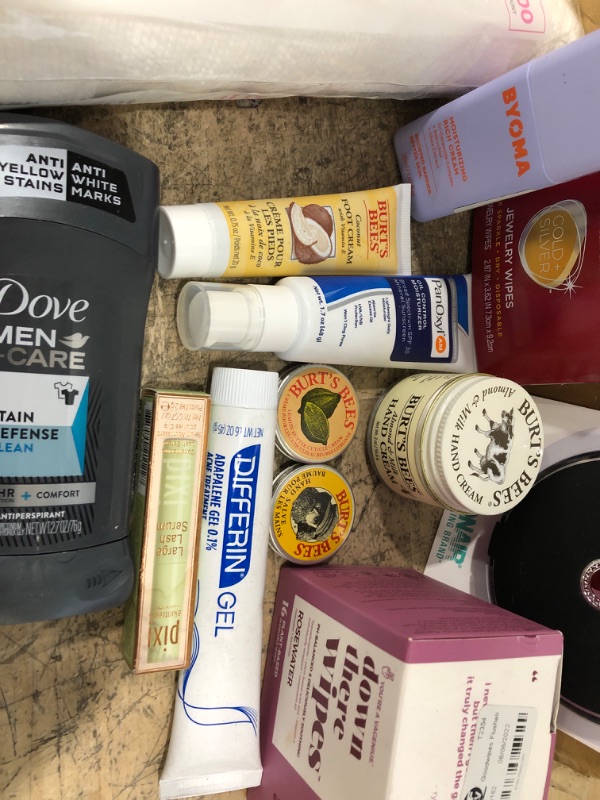 Photo 2 of 13 PIECE HEALTH AND BEAUTY BUNDLE