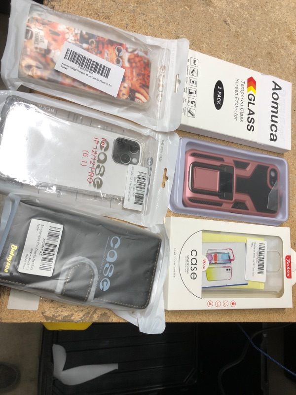 Photo 1 of MISCELLANEOUS BUNDLE OF ASSORTED IPHONE CASES