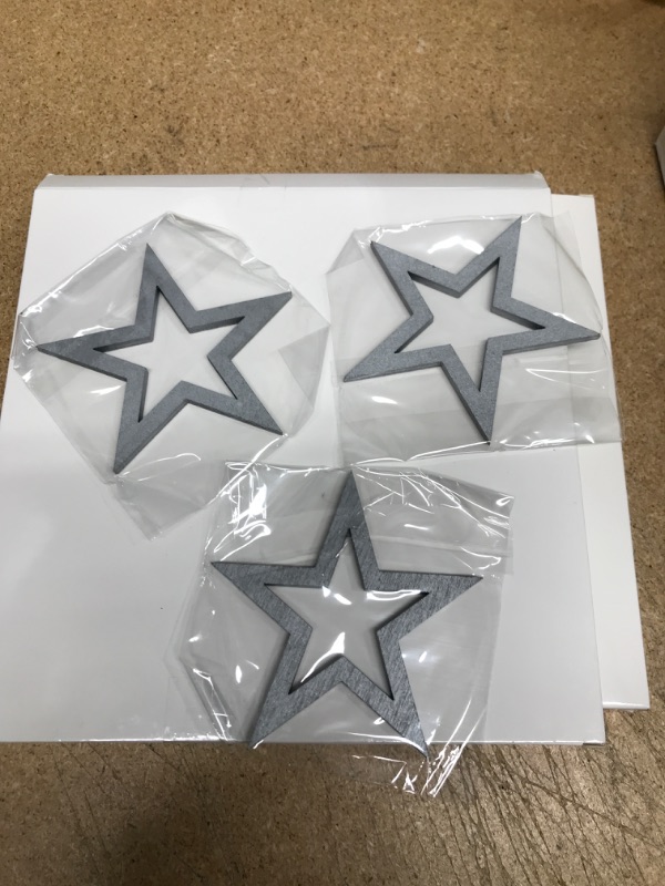 Photo 1 of 12 Pieces Star Napkin table Decor Silver Pack of 2
