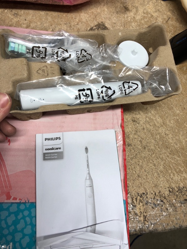 Photo 2 of **NEW**   Philips Sonicare 4100 Power Toothbrush, Rechargeable Electric Toothbrush with Pressure Sensor, White HX3681/23 White New 4100