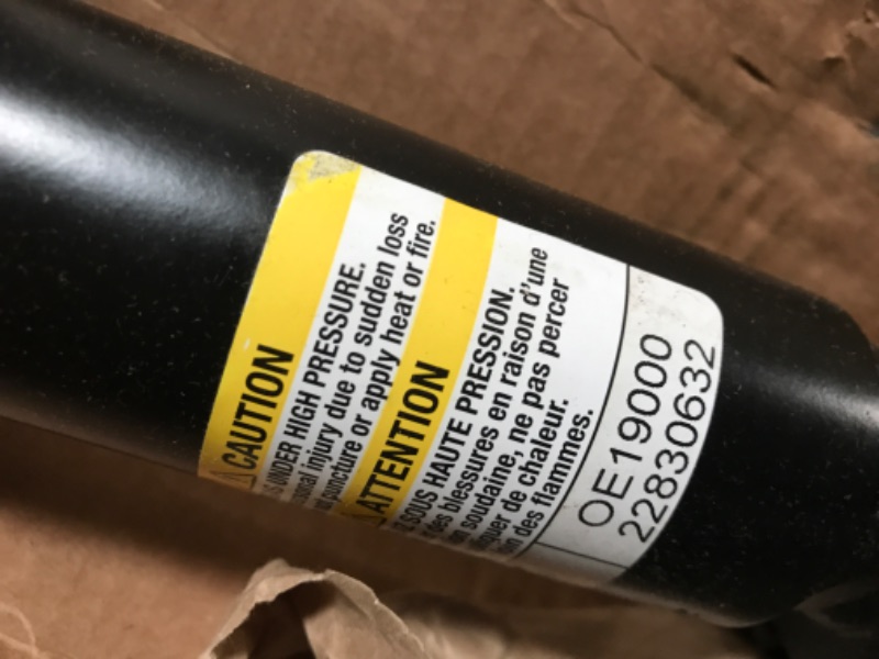 Photo 1 of ACDelco GM Original Equipment 540-1586 Front Shock Absorber Kit