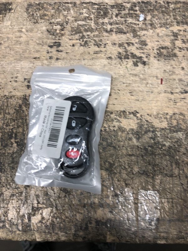 Photo 1 of Guibuhuse Remote key Shell Fob Replacement Fit For 2001 LHS 2001-2004 300M 2001-2004 Concorde 2001-2006 Sebring 2001-2004 Intrepid 2001-2006 Stratus 2003-2009 Viper 2002-2004 Liberty