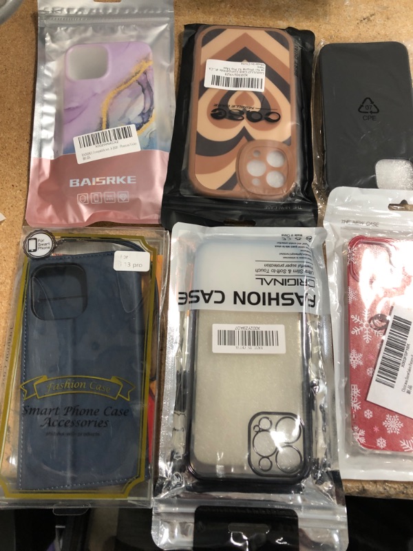 Photo 1 of miscellaneous bundle of assorted phone case