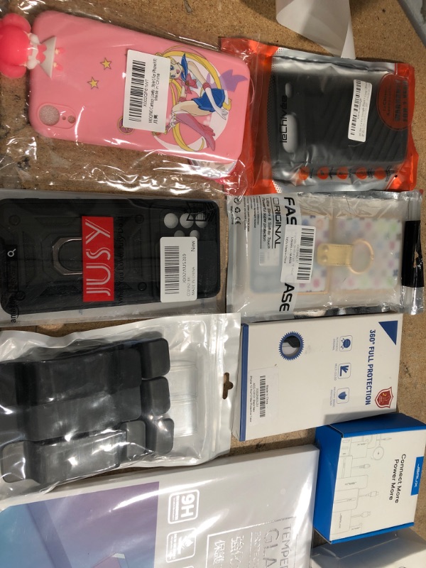 Photo 1 of miscellaneous bundle of assorted electrical goods