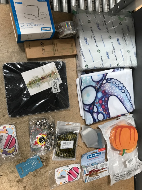 Photo 1 of 14 pack assorted Home Miscellaneous bundle, bath, computer, decor and stationary items bundle 