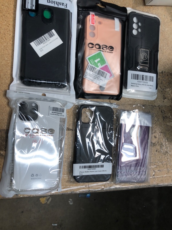 Photo 1 of MISCELLANEOUS BUNDLE OF ASSORTED PHONE CASES