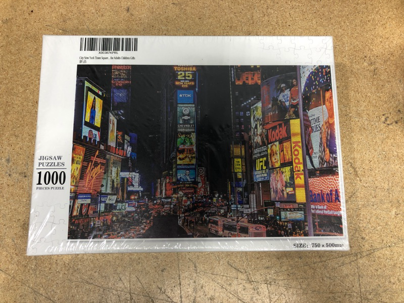 Photo 1 of 1000 Piece New York Times Square Puzzle 