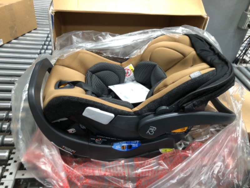 Photo 3 of Chicco Fit2 Infant & Toddler Car Seat - Cienna Cienna Fit2