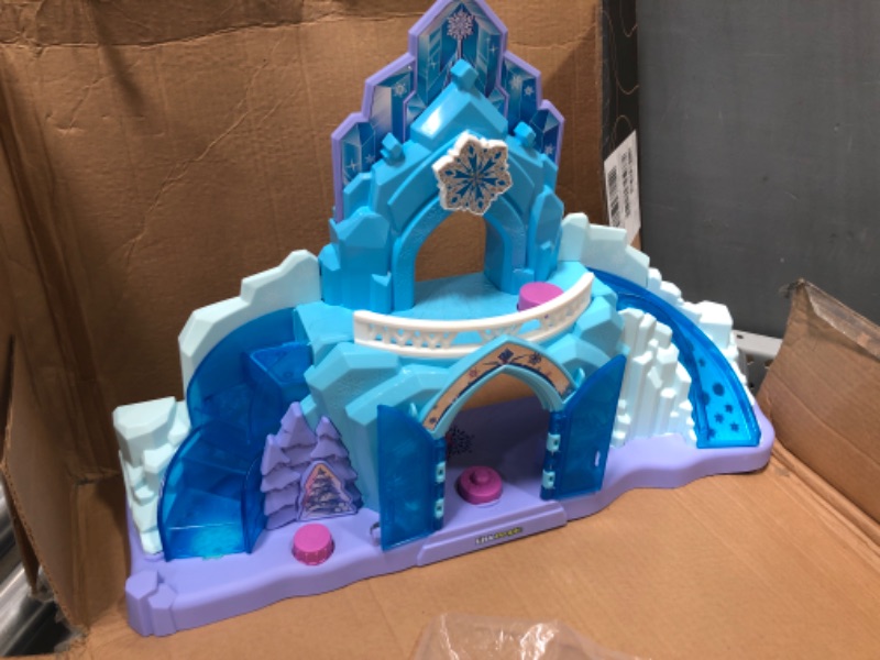 Photo 2 of **MISSING EXTRAS** Disney Frozen Toys, Fisher-Price Little People Toddler Playset With Elsa & Olaf Toys Lights & Music, Elsa's Ice Palace, Frustration-Free Packaging SIOC/FFP