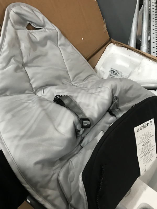 Photo 5 of 4moms mamaRoo Multi-Motion Baby Swing Smart Connectivity - Gray