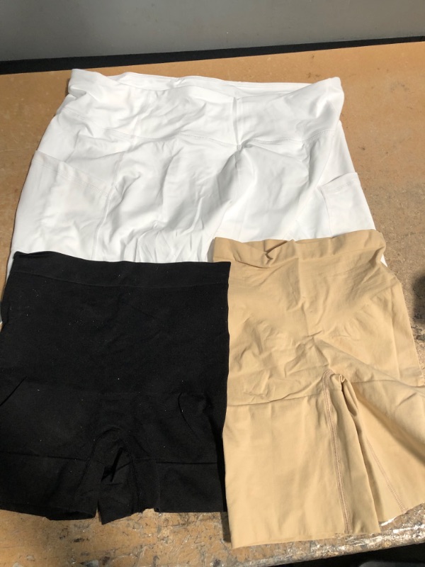 Photo 1 of BUNDLE OF ASSORTED SHORTS (3 ITEMS)