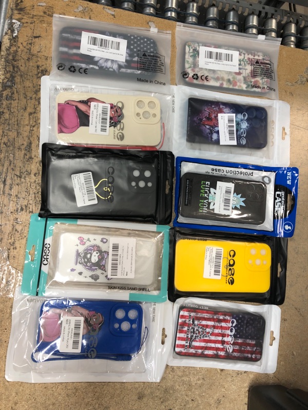 Photo 1 of BUNDLE OF ASSORTED PHONE CASES (10 CASES)